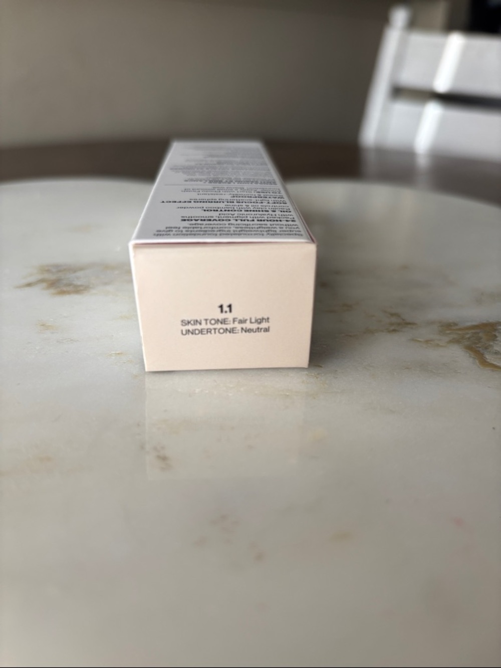 Smashbox Studio Skin Full Coverage 24 Hour Foundation 1.1 Fair Light Neutral - Picture 7 of 12